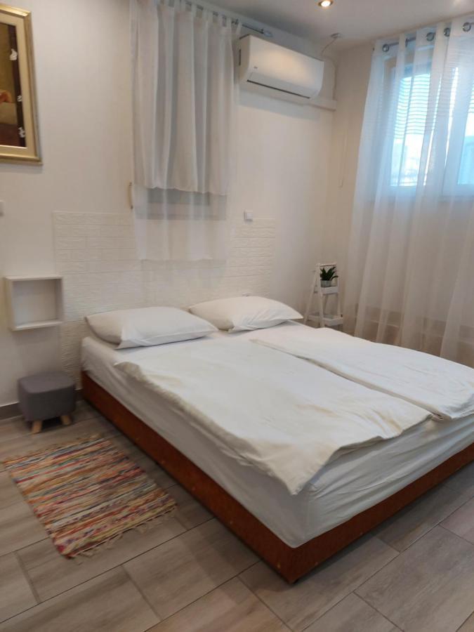 Studio Apartment Conte Сплит Екстериор снимка