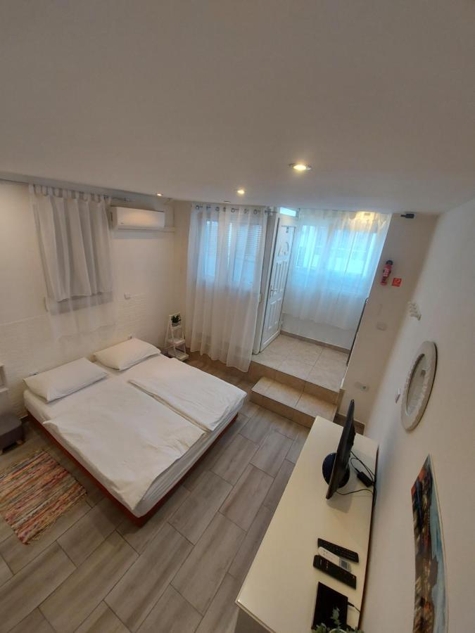 Studio Apartment Conte Сплит Екстериор снимка